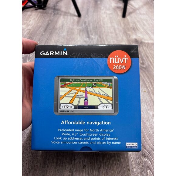Garmin nüvi 260W 4.3-Inch Widescreen Portable GPS Navigator - Picture 1 of 4